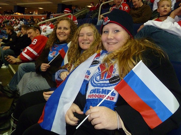 Американские Сибирячки прилетели поддержать Россию и игроков Сибири